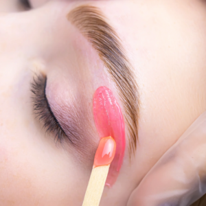DEPILACIÓN DE CEJAS